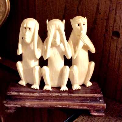 Hear, See, Speak No Evil oriental figurine of the Clinton family