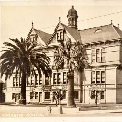 Postcard Mastick School (demolished), c. 1930
