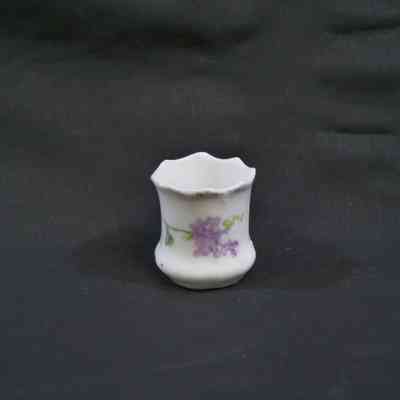 Toothpick holder, purple flower motif