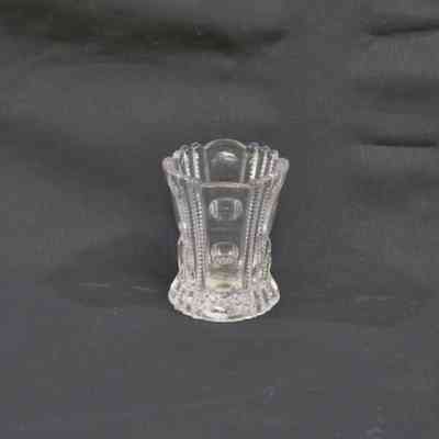Toothpick holder, alternate strip and circle