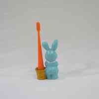 Bunny and Carrot Toothbrush Holder - Image 2