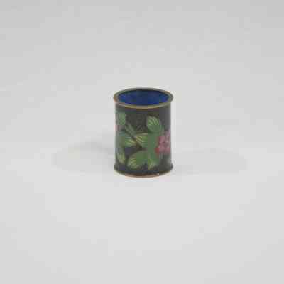 Black cloissene toothpick holder