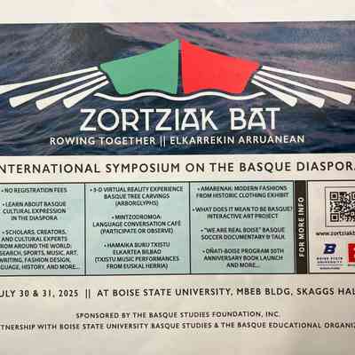 Zortziak Bat : rowing together || elkarrekin arruanean
