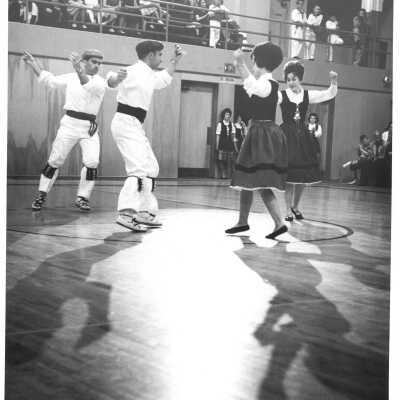 Oinkari Basque Dancers