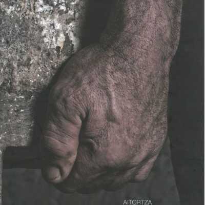 Harria : aitorza 100urte historia