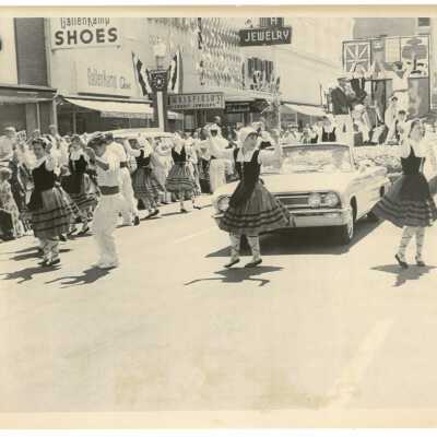 Oinkari Basque Dancers