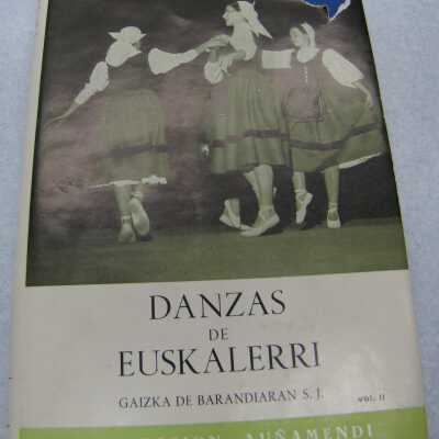 Danzas De Euskalerri