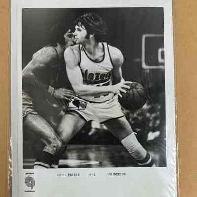Geoff Petrie photos