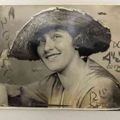Olga Dorfner press photo -1919