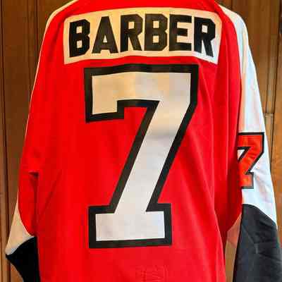 Bill Barber 1974-75 Flyers jersey