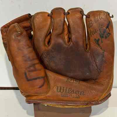 Signed Jim Greengrass model Wilson baseball glove