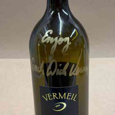 Dick Vermeil signed wine bottle