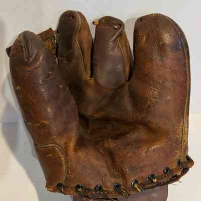 Curt Simmons model baseball glove