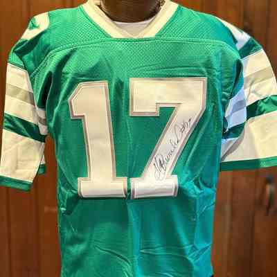 Harold Carmichael signed 1980 Eagles #17 jersey
