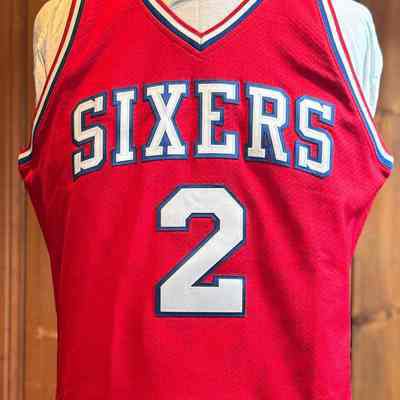 Moses Malone 1983 76ers #2 jersey