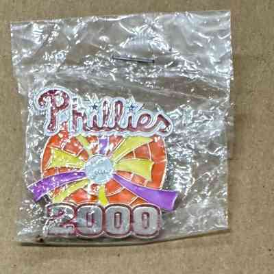 2000 Phillies Pin