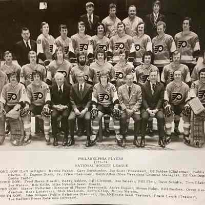 1973-1974 Flyers team picture