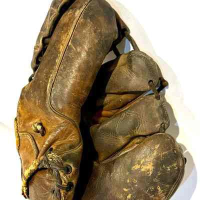 Geo. Reach Co. baseball glove
