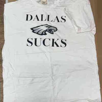 Eagles "Dallas Sucks" t-shirt