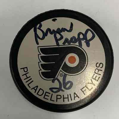 Brian Propp signed hockey puck