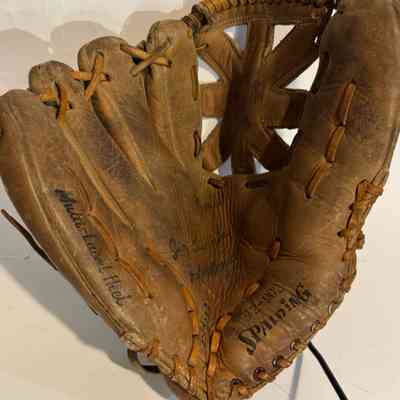Jim Bunning model glove