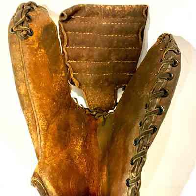Mickey Vernon model first baseman mitt