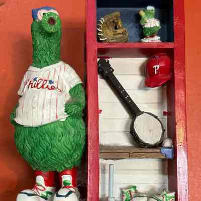 Phanatic figure coin bank