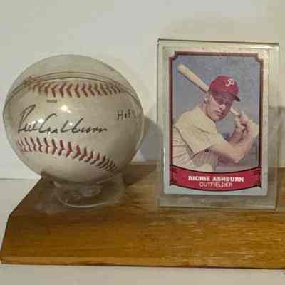 Richie Ashburn card and signed baseball