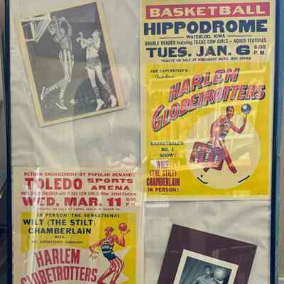 Wilt Chamberlain photos/prints Harlem Globetrotters