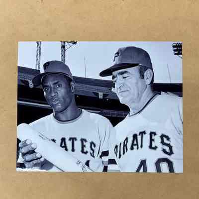 1971 Danny Murtaugh photo w/ Roberto Clemente