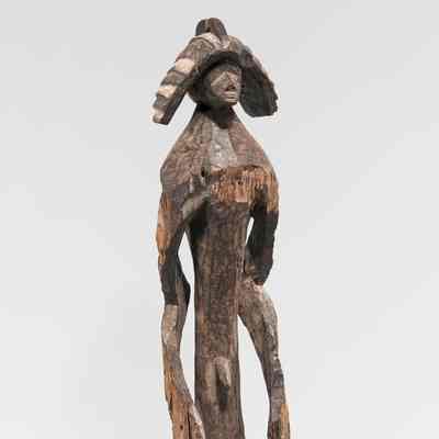 Standing Figure (Iagalagana)