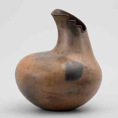Large Gourd Jar with Lightening Rim