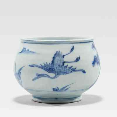 Bowl with Longevity Motifs Design