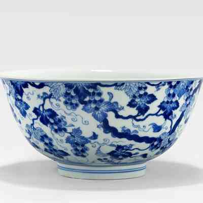 Bowl with Squirrel and Grapevine Design