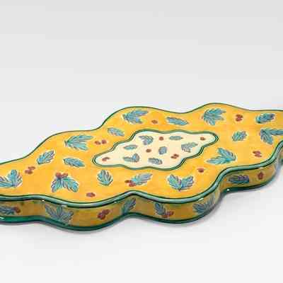 Majolica Presentation Platter with Raised Handles