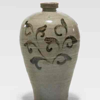 Jar with Leaf Scrolls Design