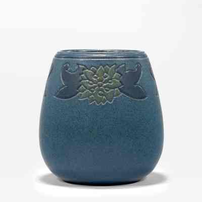 Vase with Leaves and Berries Incised Decoration