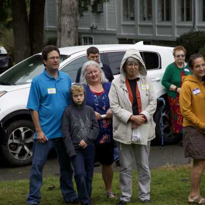 Jaon Fuess (center red dress) and Fox Family Descendants Photo 4