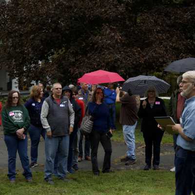 Master of Ceremonies 2: SLHS Trustee and Pomeroy Committee member Pete Finn serving as the master of ceremonies of the marker dedication.