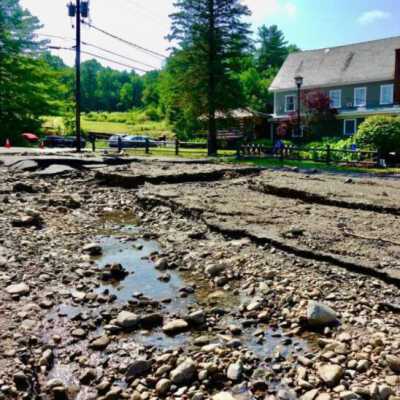 Old Daley / Cooked Lake Inn - 3