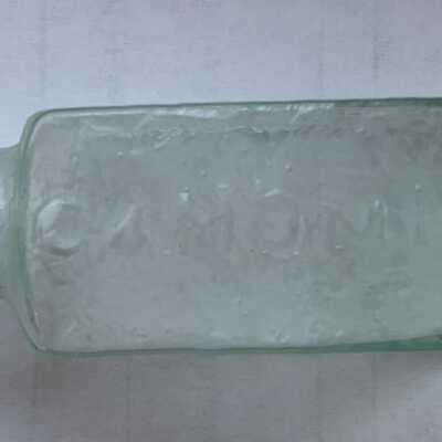 Dr. D. Evans Pill Bottle - Camomile embossed side