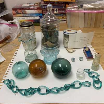 Additional view of the Miscellaneous Blown Glass and Glassmaking Examples: See above for additional information.