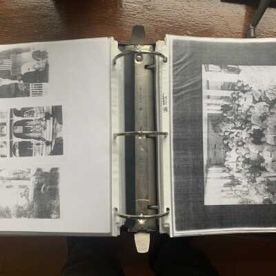 Photos - Possibly Faith Mills related on right?