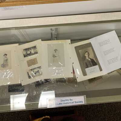 Rymiller Photo Cabinet Display - Top: Rymiller Photo Cabinet Display - Top