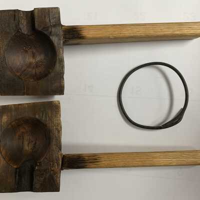 Glass Mold - Open: Glass Mold - Open