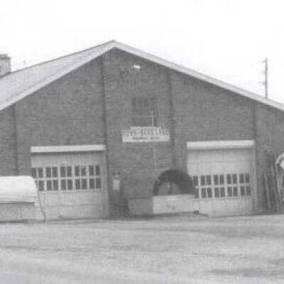 Historic Town Barn on Eastern Union Turnpike by D. Robert Hastings