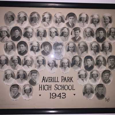 APHS Graduating Class 1943