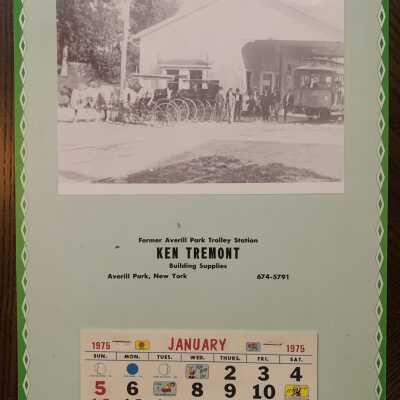 Tremont Calendar 1975 - Style 2: Tremont Calendar 1975 - Style 2 - Trolley Step