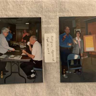 PB3 Page 44 - Antiques Appraisal Day September 2009: Left - Ross French, Grace Briscoe, Grace Bourdeau, Alan Fuess and Betty Weaver.
Right - Pat Robelotto and Alan Fuess