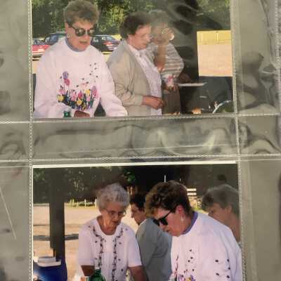 PB1 Page 60 - Picnic Meeting: Top - Ruth Bordt, Bea Danks and Linda Ormsby
Bottom - jean Wilkins and Ruth Bordt